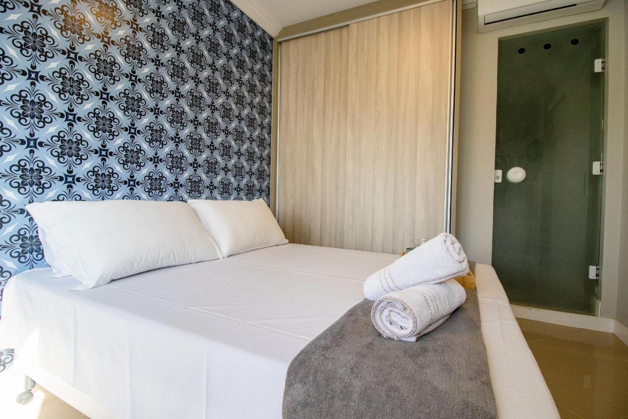 Lug143b - Prox A Roda Gigante, 2 Dorm, Climatizado Balneario Camboriu