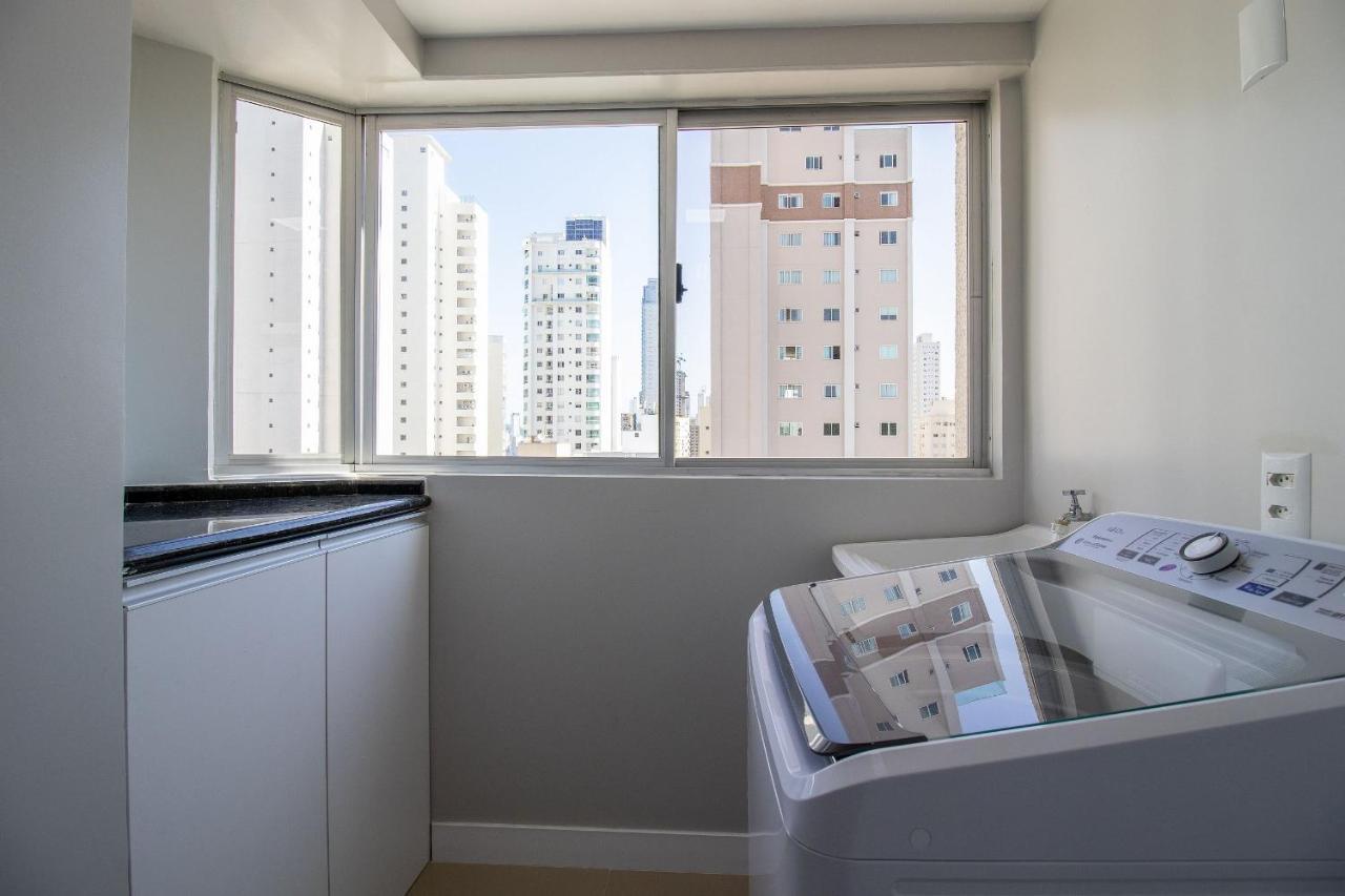 Lug143b - Prox A Roda Gigante, 2 Dorm, Climatizado Balneario Camboriu